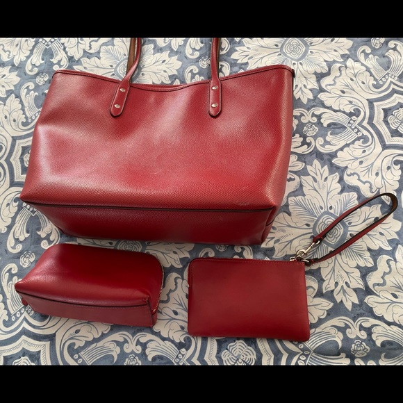 Coach Bags Coach Snoopy Tote Cosmetic Zip And Wristlet Poshmark